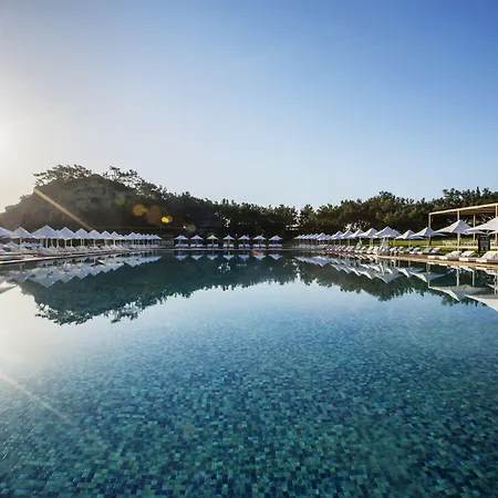 ماكس رويال كيمير ريزورت 5*