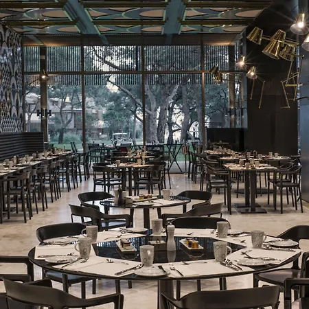 ماكس رويال كيمير ريزورت فندق كمر