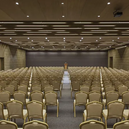 Отель Maxx Royal 5*